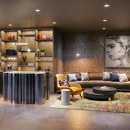 Vignette Collection Yours Truly Dc By Ihg Washington Bagian luar foto The lounge at the 100 East 53rd Street building