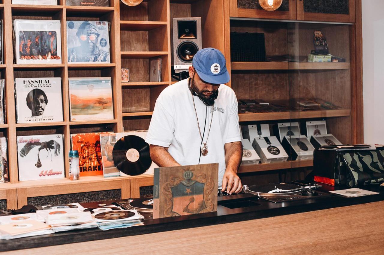 Vignette Collection Yours Truly Dc By Ihg Washington Bagian luar foto DJ Spinna in 2016