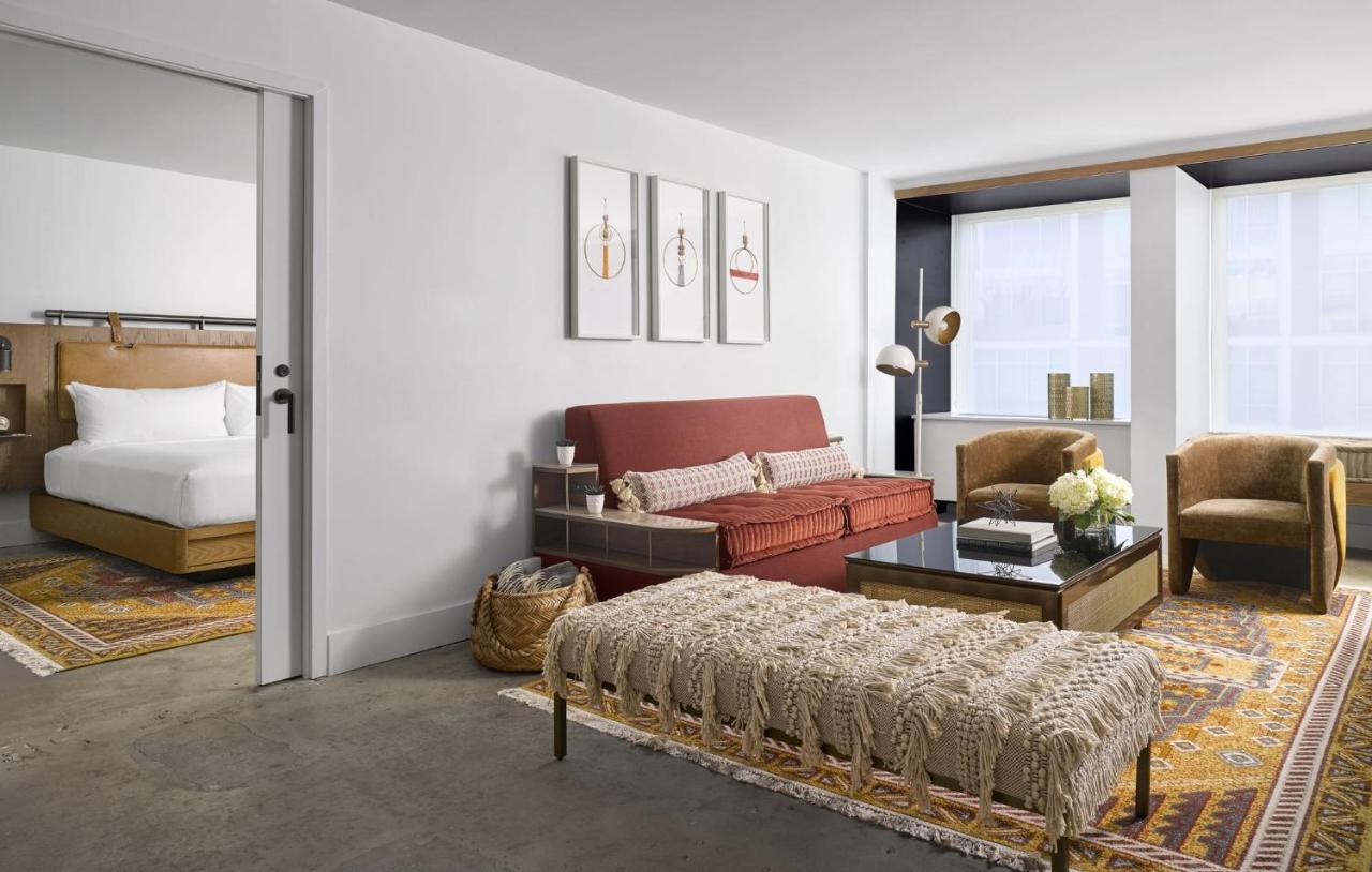 Vignette Collection Yours Truly Dc By Ihg Washington Bagian luar foto A suite at the Hotel