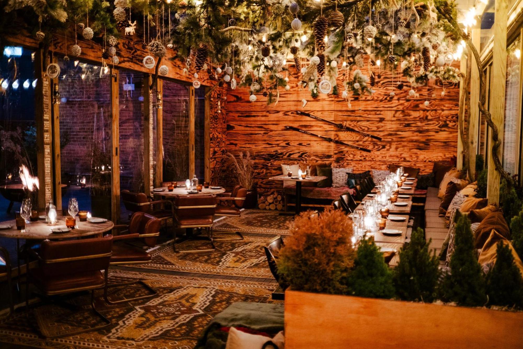 Vignette Collection Yours Truly Dc By Ihg Washington Bagian luar foto The patio at the restaurant