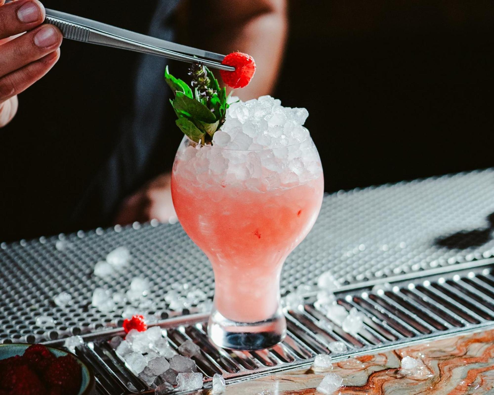 Vignette Collection Yours Truly Dc By Ihg Washington Bagian luar foto A strawberry bellini