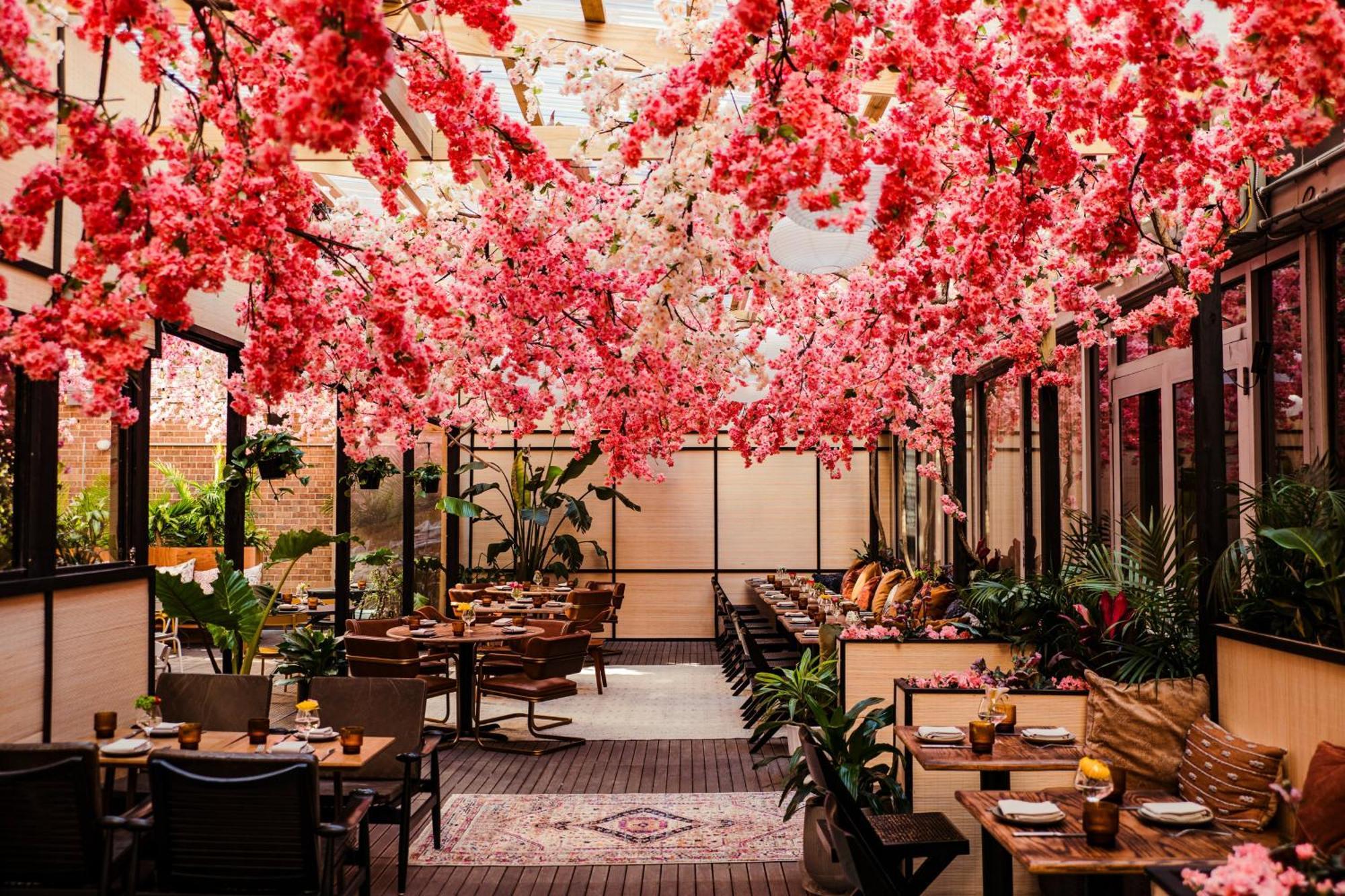 Vignette Collection Yours Truly Dc By Ihg Washington Bagian luar foto The interior of the restaurant